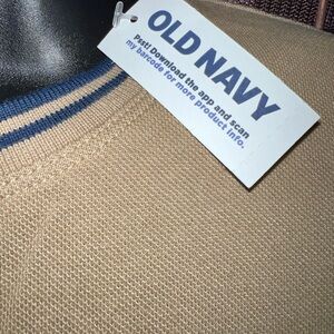 NWT MEN’S Small Textured Pique T-Shirt